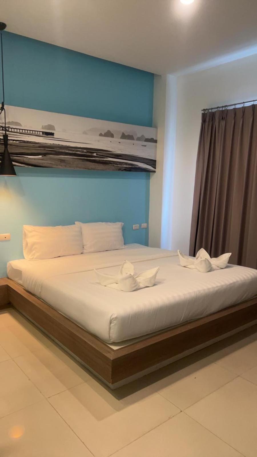 Hotel The Journey Patong New Exterior foto
