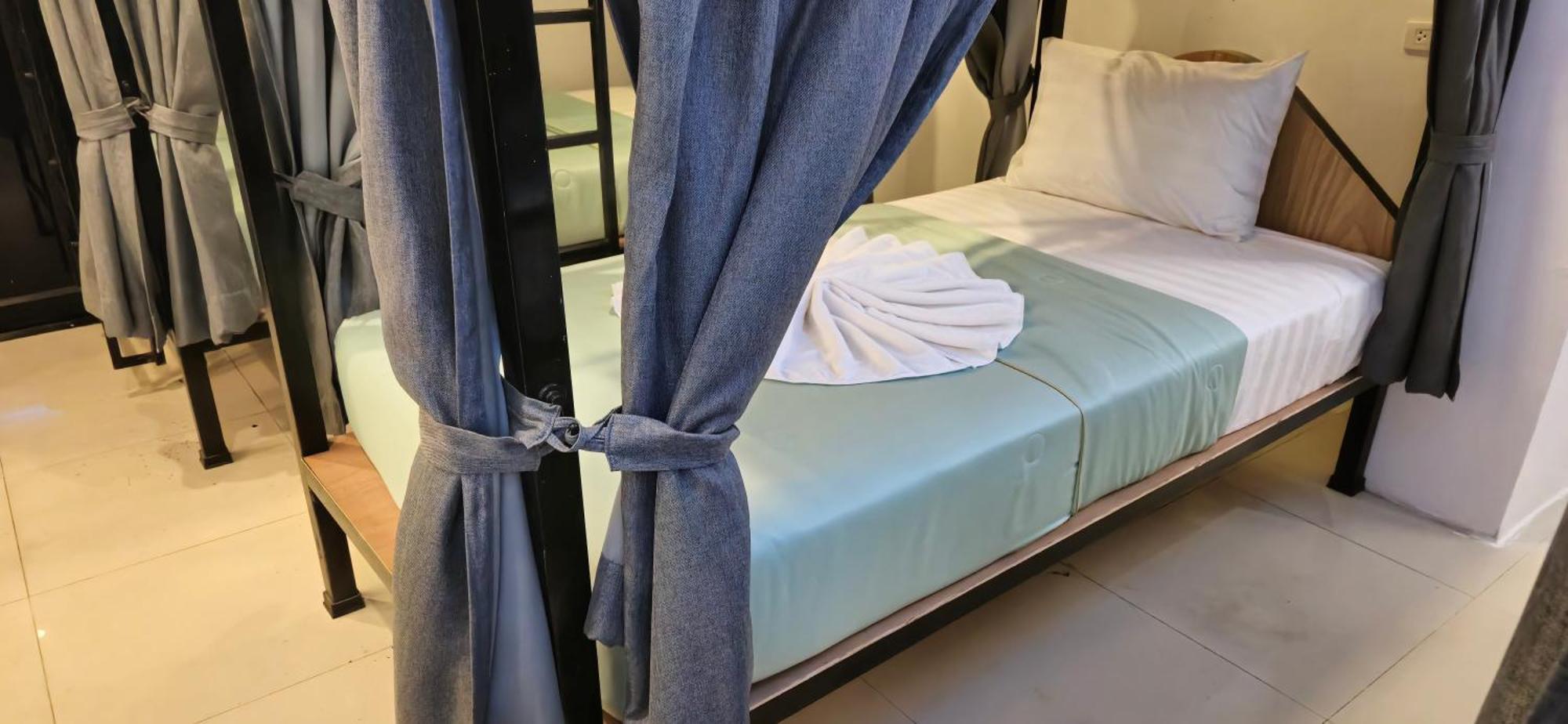 Hotel The Journey Patong New Exterior foto